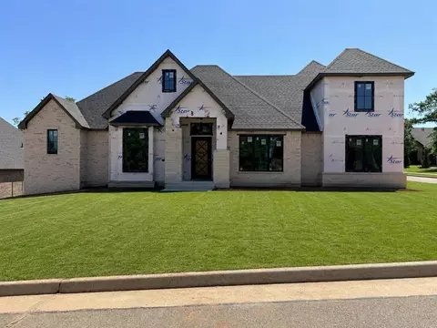 3024 Fountain Creek Dr, Edmond, OK 73034
