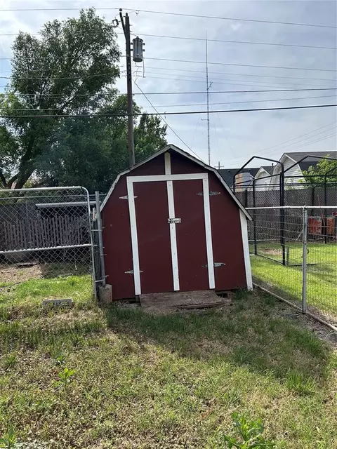 Other - 314 N Main St, Thomas, OK 73669 photo 4 of 5