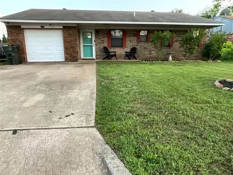1218 Rolling Stone Dr, Tecumseh, OK 74873