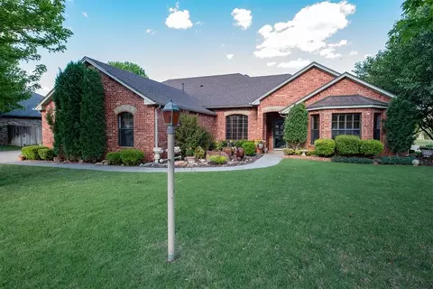 200 Foxridge, Elk City, OK 73644