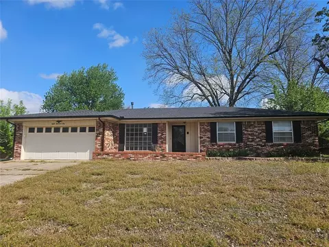 801 Bonnie Ave, Purcell, OK 73080