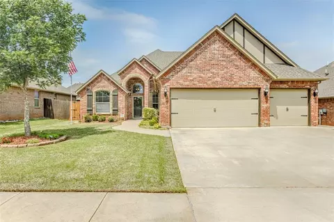 8609 SW 66th Pl, Oklahoma City, OK 73169
