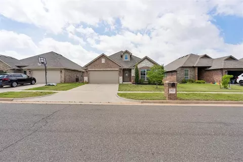 3412 NW 161st St, Edmond, OK 73013