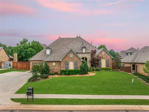 2708 Cattle Dr, Edmond, OK 73034