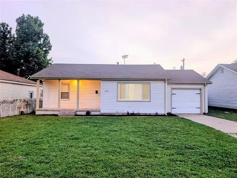 1009 Stansell Dr, Midwest City, OK 73110