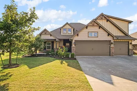 4909 Mahogany Dr, Edmond, OK 73025