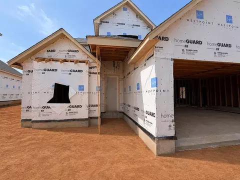 8412 NW 153rd St, Edmond, OK 73013