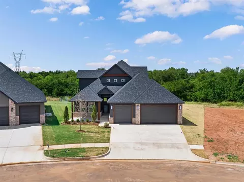 8416 NW 153rd St, Edmond, OK 73013