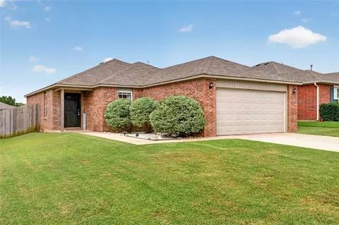 420 NE 19th Pl, Newcastle, OK 73065