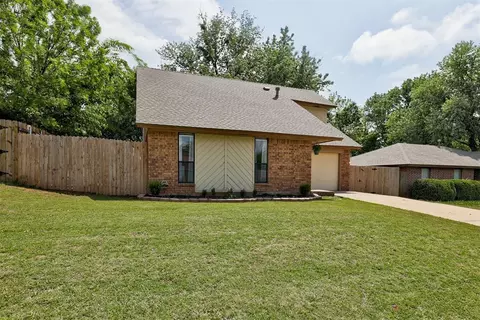 1012 Redstone Dr, Noble, OK 73068 photo 3