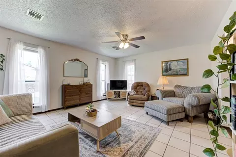 1012 Redstone Dr, Noble, OK 73068 photo 9
