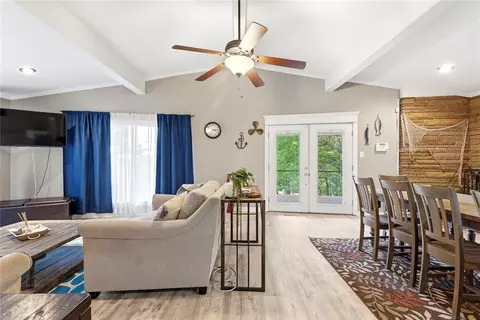 Living - 110578 S 4183 Rd, Checotah, OK 74426 photo 4 of 4