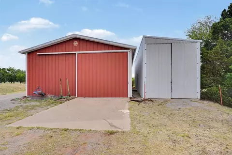 Other - 202 Whiteshield St, Hammon, OK 73650 photo 11 of 13