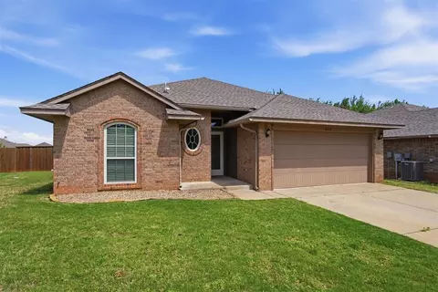 628 Inverleith Cir, Yukon, OK 73099