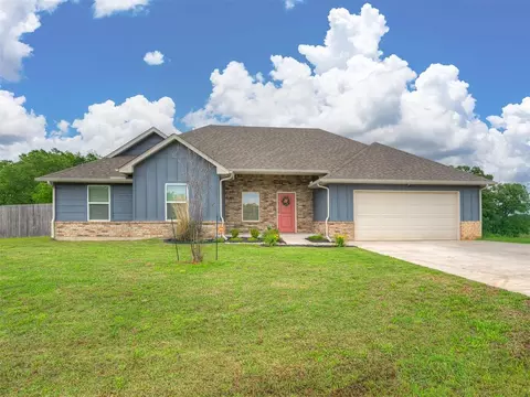 109 Trimble Dr, Shawnee, OK 74804