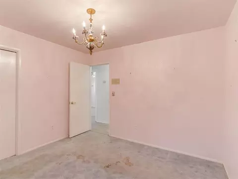 Bedroom - 508 E Main St, Tuttle, OK 73089 photo 6 of 9