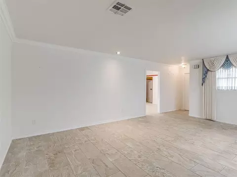 Living - 508 E Main St, Tuttle, OK 73089 photo 3 of 4