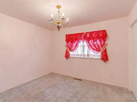 Bedroom - 508 E Main St, Tuttle, OK 73089 photo 5 of 9