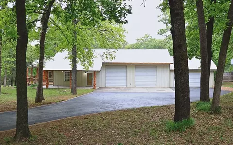 400 Driftwood Dr, Norman, OK 73026