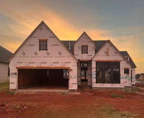 15500 Bergman Cir, Edmond, OK 73013