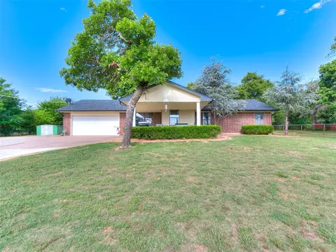 2081 S Choctaw Rd, Choctaw, OK 73020
