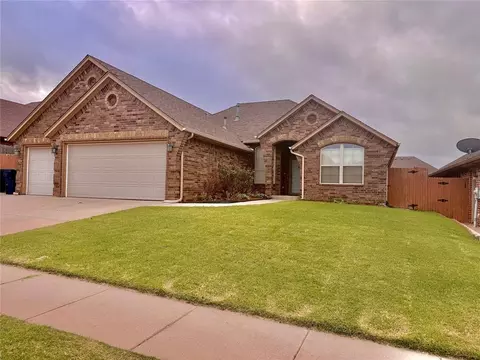 12824 NW 6th St, Yukon, OK 73099