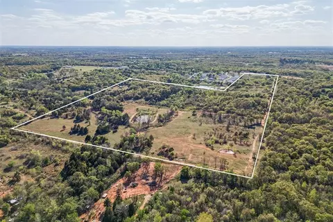 6695 120th St, Slaughterville, OK 73068