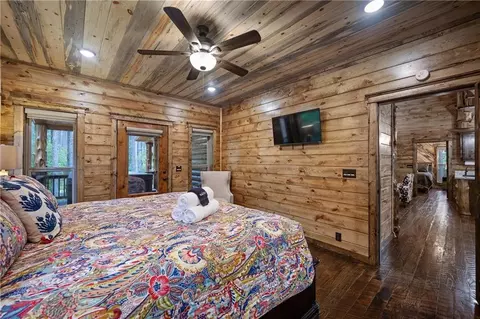 Bedroom - 70 Pinehurst Ln, Broken Bow, OK 74728 photo 5 of 6