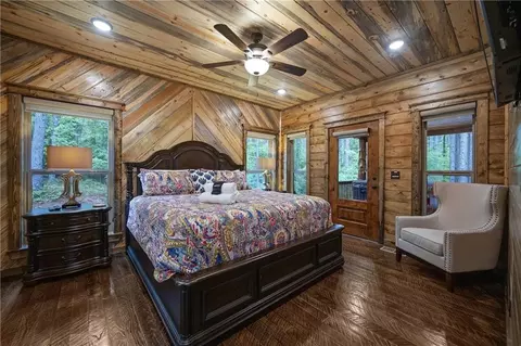 Bedroom - 70 Pinehurst Ln, Broken Bow, OK 74728 photo 4 of 6