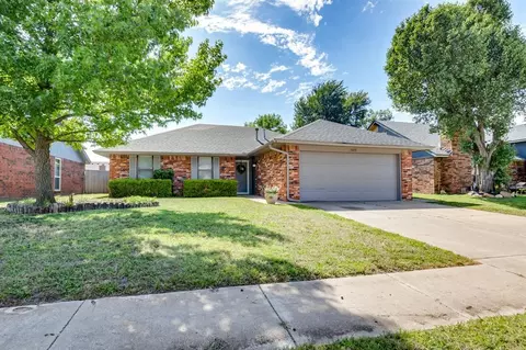 13233 Eastridge Dr, Oklahoma City, OK 73170