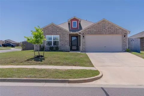 504 SE 4th St, Newcastle, OK 73065