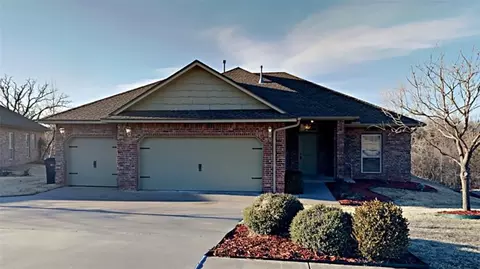 2613 Green Canyon Dr, Edmond, OK 73013