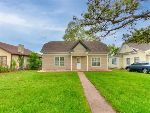 1308 N Market Ave, Shawnee, OK 74801