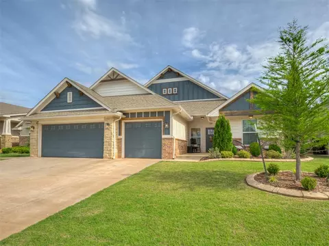 2709 SE 20th Cir, Moore, OK 73160