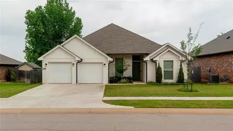 2309 Alameda Park Dr, Norman, OK 73071