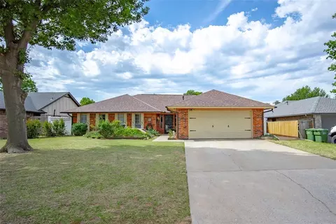 108 W Parkland Dr, Yukon, OK 73099