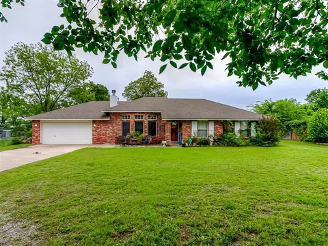 2002 N Draper Ave, Choctaw, OK 73020