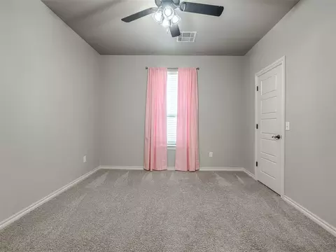 Bedroom - 4844 Constitution Ln, Tuttle, OK 73089 photo 6 of 7