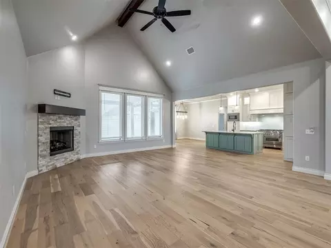 Living - 4844 Constitution Ln, Tuttle, OK 73089 photo 1 of 3