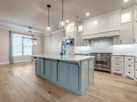 Kitchen - 4844 Constitution Ln, Tuttle, OK 73089 photo 1 of 3