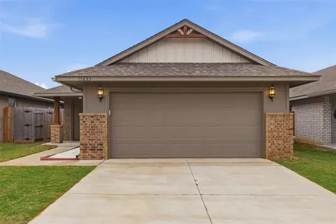 11633 SW 12th St, Yukon, OK 73099