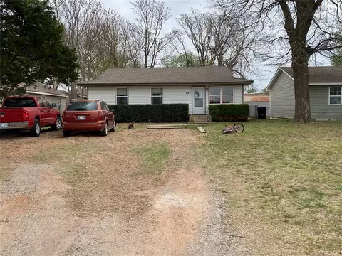 107 N Front St, Noble, OK 73068