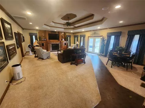 Living - 401 S Coblake St, Apache, OK 73006 photo 1 of 2