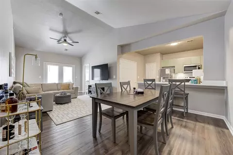 2200 Classen Blvd #6133, Norman, OK 73071