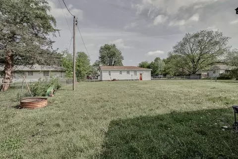 Exterior - 802 W Spruce St, Haskell, OK 74436 photo 5 of 11