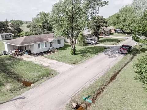 View/Area - 802 W Spruce St, Haskell, OK 74436 photo 3 of 12