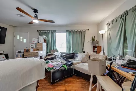 Living - 802 W Spruce St, Haskell, OK 74436 photo 2 of 2