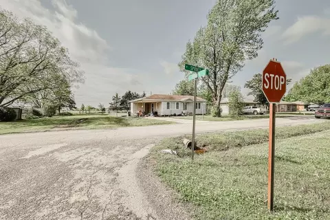 Other - 802 W Spruce St, Haskell, OK 74436 photo 9 of 13