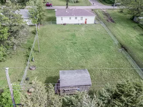 View/Area - 802 W Spruce St, Haskell, OK 74436 photo 9 of 12