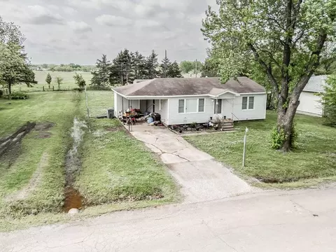 View/Area - 802 W Spruce St, Haskell, OK 74436 photo 11 of 12